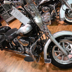 2003 Harley-Davidson Heritage Softail Classic Silver and Black