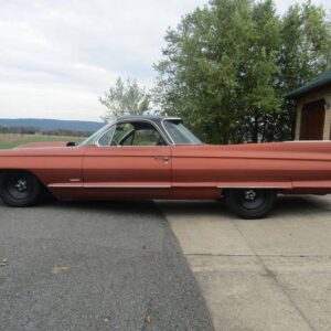 1961 GM Cadillac – Iconic American Luxury with Bold Presence