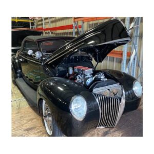 1939 Ford Convertible – Timeless Design with Classic Elegance