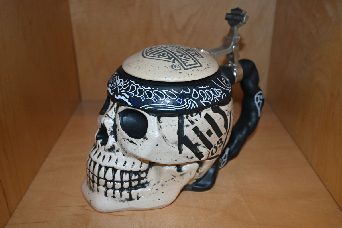 Harley-Davidson Bar & Shield Sculpted Ceramic Skull Stein